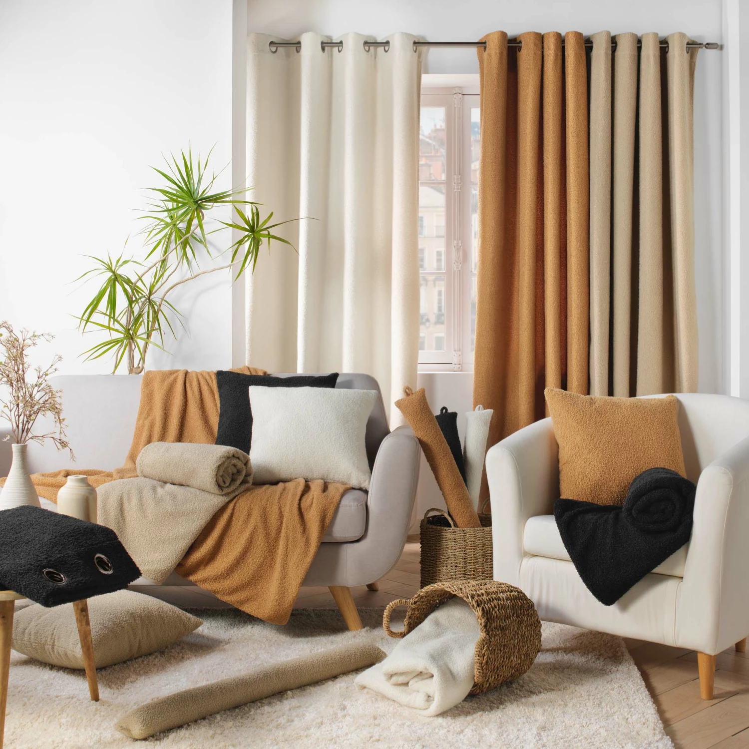 Rideau à Oeillets Bouclette Unie 140x240 3 Rideau à Oeillets Bouclette Unie 140x240