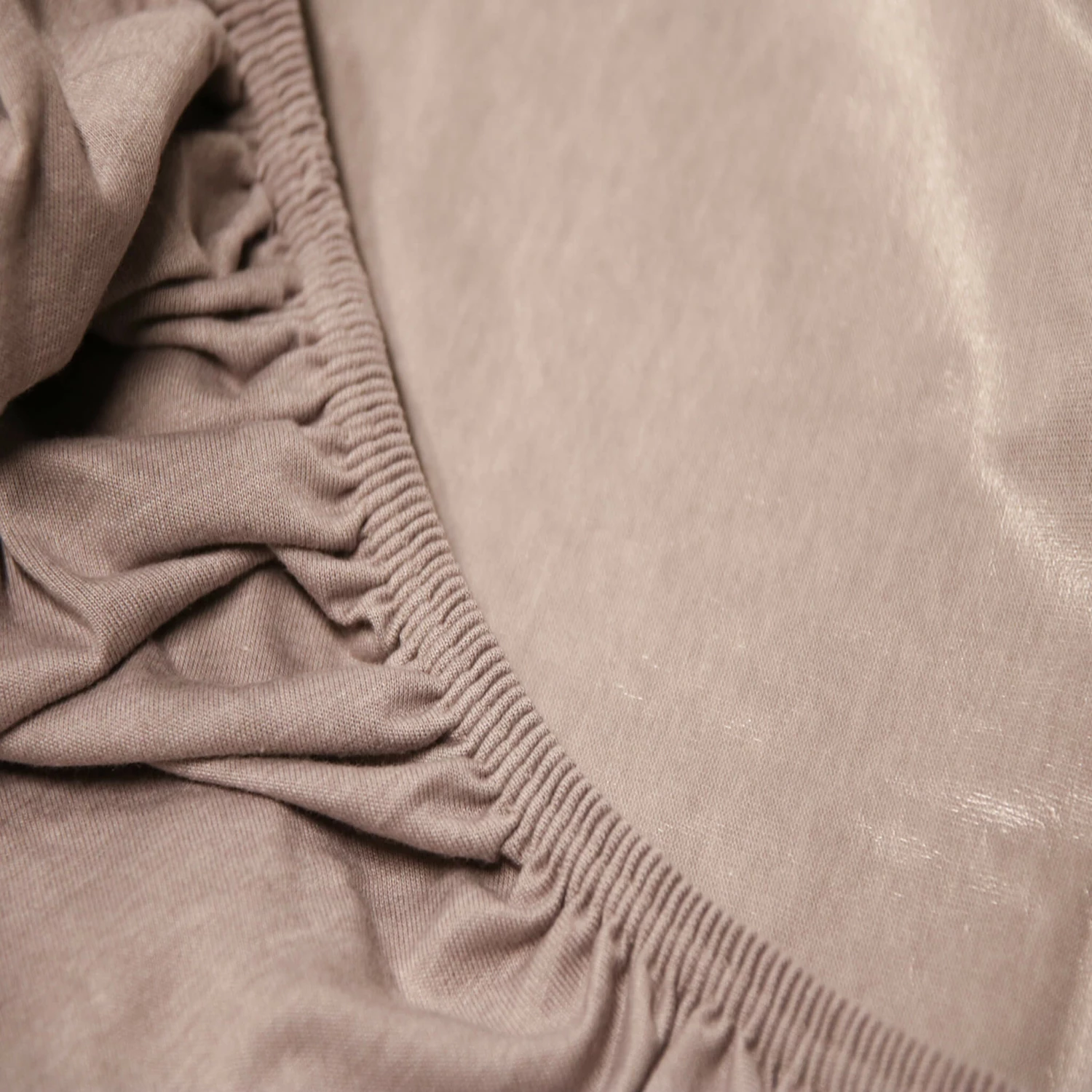 Alèse 2 En 1 Bébé En Jersey De Coton Taupe 4 Alèse 2 En 1 Bébé En Jersey De Coton Taupe – Image 2