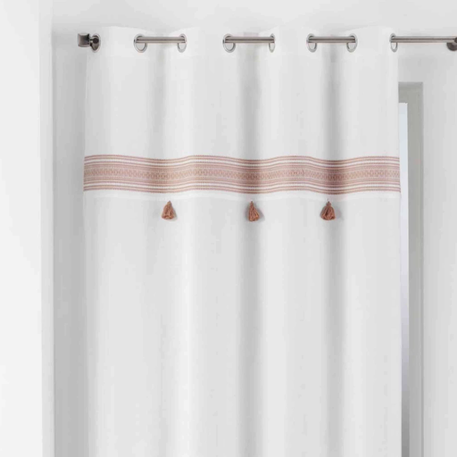Rideau à œillets Amaya 140x240 Cm 4 Rideau à œillets Amaya 140x240 Cm – Image 2