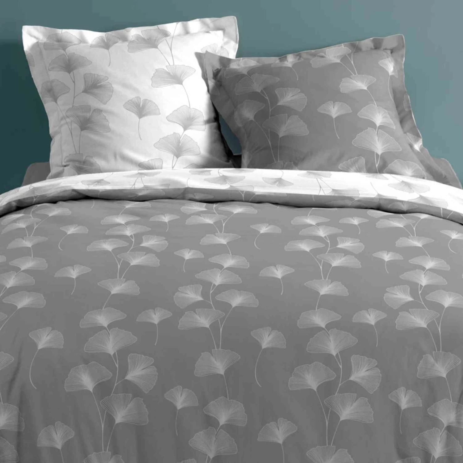 Parure De Lit Bloomy Gris Et Argenté 4 Parure De Lit Bloomy Gris Et Argenté – Image 2