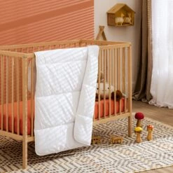 Pack Couette Et Oreiller Bébé Anti-acariens Someo -Doublures De Lit Soldes 2024 couette bebe someo ambiance 1