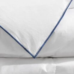 Couette Prestige Hôtellerie Duvet De Canard Someo -Doublures De Lit Soldes 2024 couette duvet de canard someo zoom