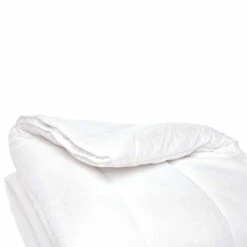 Couette Bultex Hypoallergénique Tempérée 300g 8 Couette Bultex Hypoallergénique Tempérée 300g -Doublures De Lit Soldes 2024 couette temperee bultex fond blanc 3