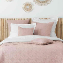 Couvre-lit Microfibre Lavée Matelassé Florette 240x220 Cm 21 Couvre-lit Microfibre Lavée Matelassé Florette 240x220 Cm -Doublures De Lit Soldes 2024 couvre lit florette rose zoom