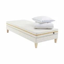 Ensemble Matelas Mousse Recyclée, Sommier, Pieds, Couette Et Oreiller Aube 400 - SOMEO 29 Ensemble Matelas Mousse Recyclée, Sommier, Pieds, Couette Et Oreiller Aube 400 - SOMEO -Doublures De Lit Soldes 2024 ensemble aube 400 couette oreiller 90x fond blanc
