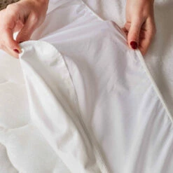 Protège Matelas Bébé Imperméable éponge Anti-acariens -Doublures De Lit Soldes 2024 epongecotonantiacariens1 2