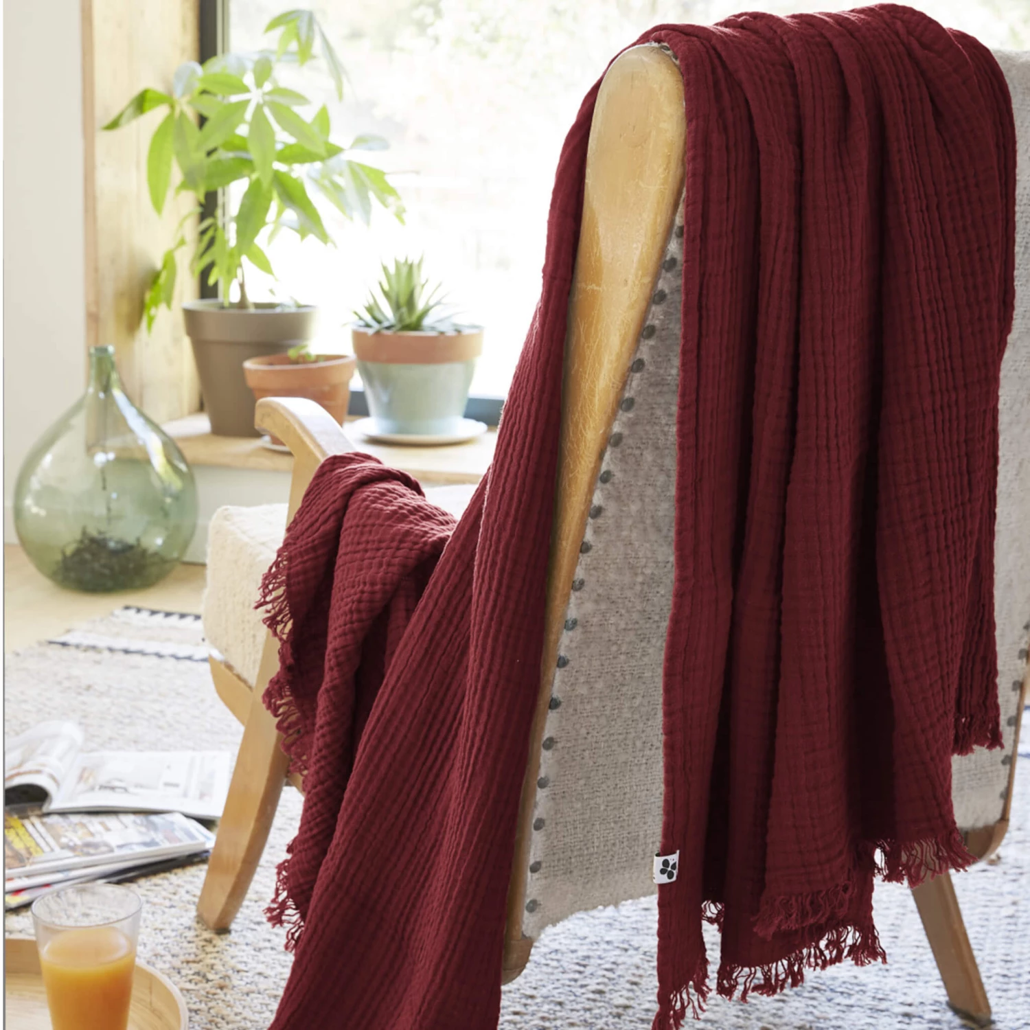 Plaid Gaze De Coton à Franges Bordeaux 6 Plaid Gaze De Coton à Franges Bordeaux – Image 4