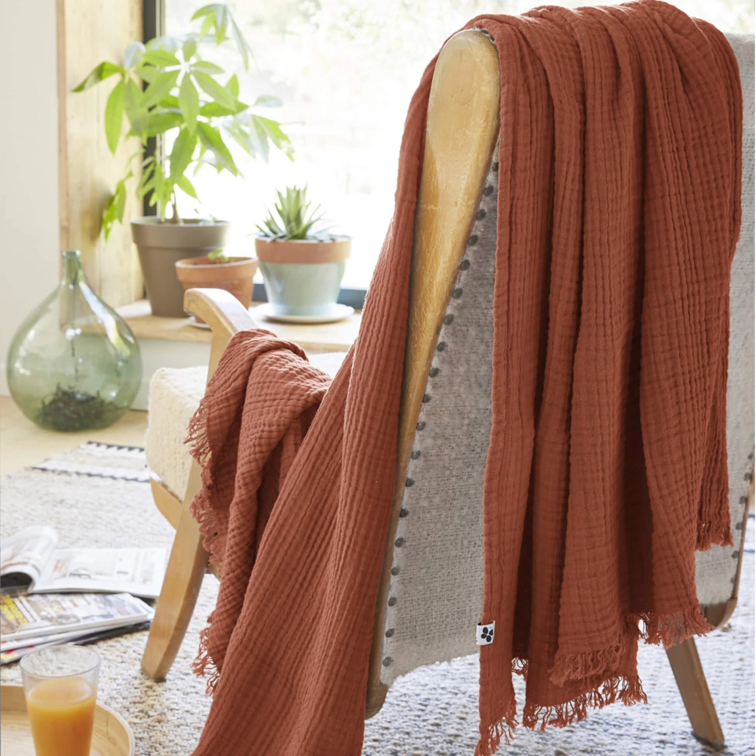 Plaid Gaze De Coton à Franges Orange Terracotta 6 Plaid Gaze De Coton à Franges Orange Terracotta – Image 4