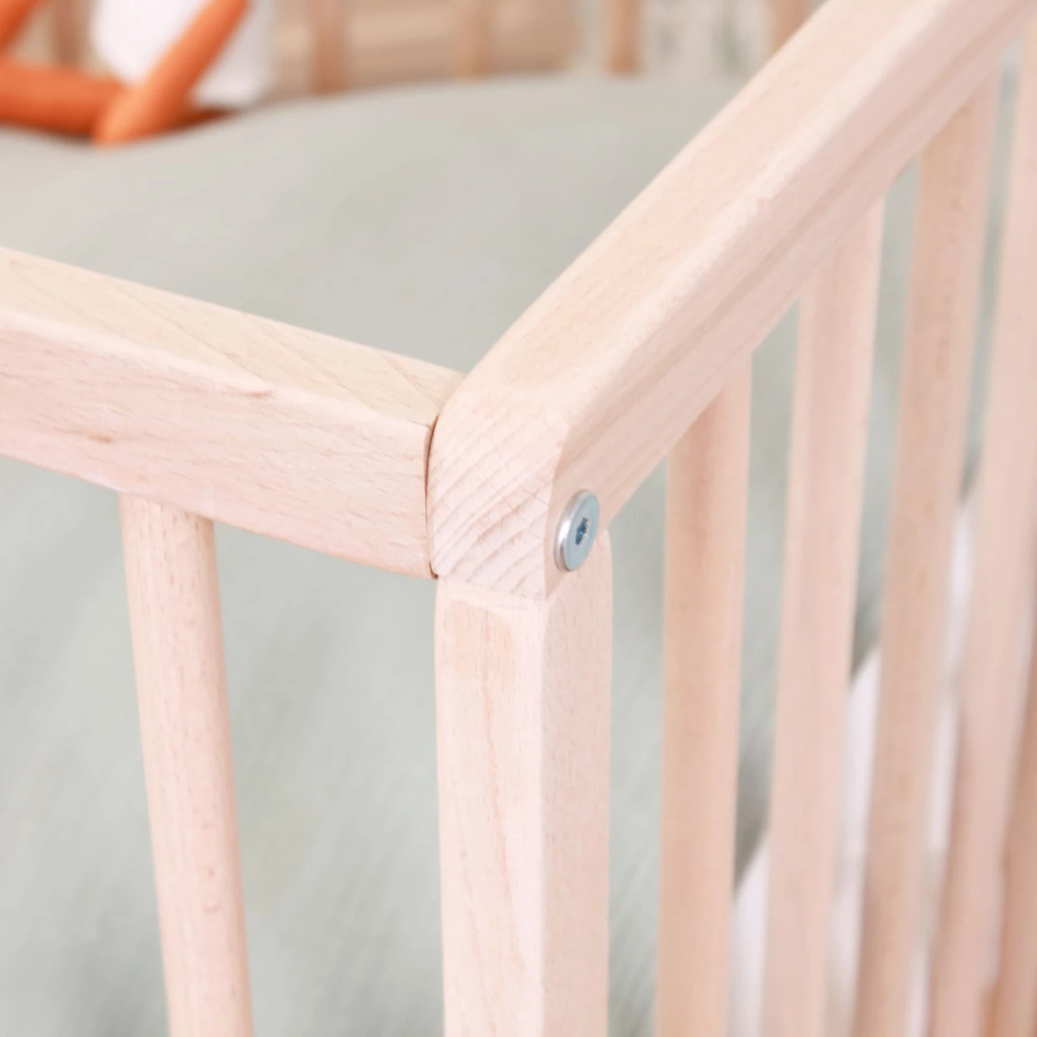 Lit Bébé à Barreaux En Bois Massif Avec Sommier Réglable En Hauteur 120x60 18 Lit Bébé à Barreaux En Bois Massif Avec Sommier Réglable En Hauteur 120x60 – Image 16