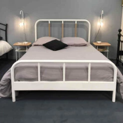 Lit En Métal Blanc Et Chêne - LT4003