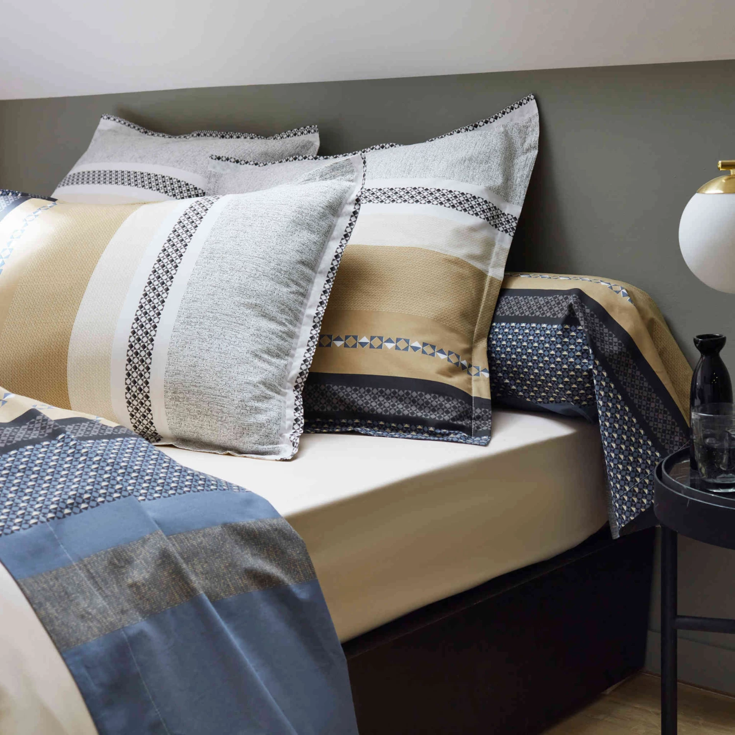 Parure De Lit Percale Marlow Acier - Tradilinge 4 Parure De Lit Percale Marlow Acier - Tradilinge – Image 2