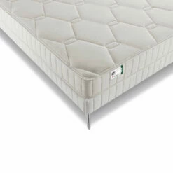 Matelas Simmons Ressorts Ensachés, Lin Et Fibres Recyclées F1rst FR.1 -Doublures De Lit Soldes 2024 matelas simmons first1 zoom angle fond blanc