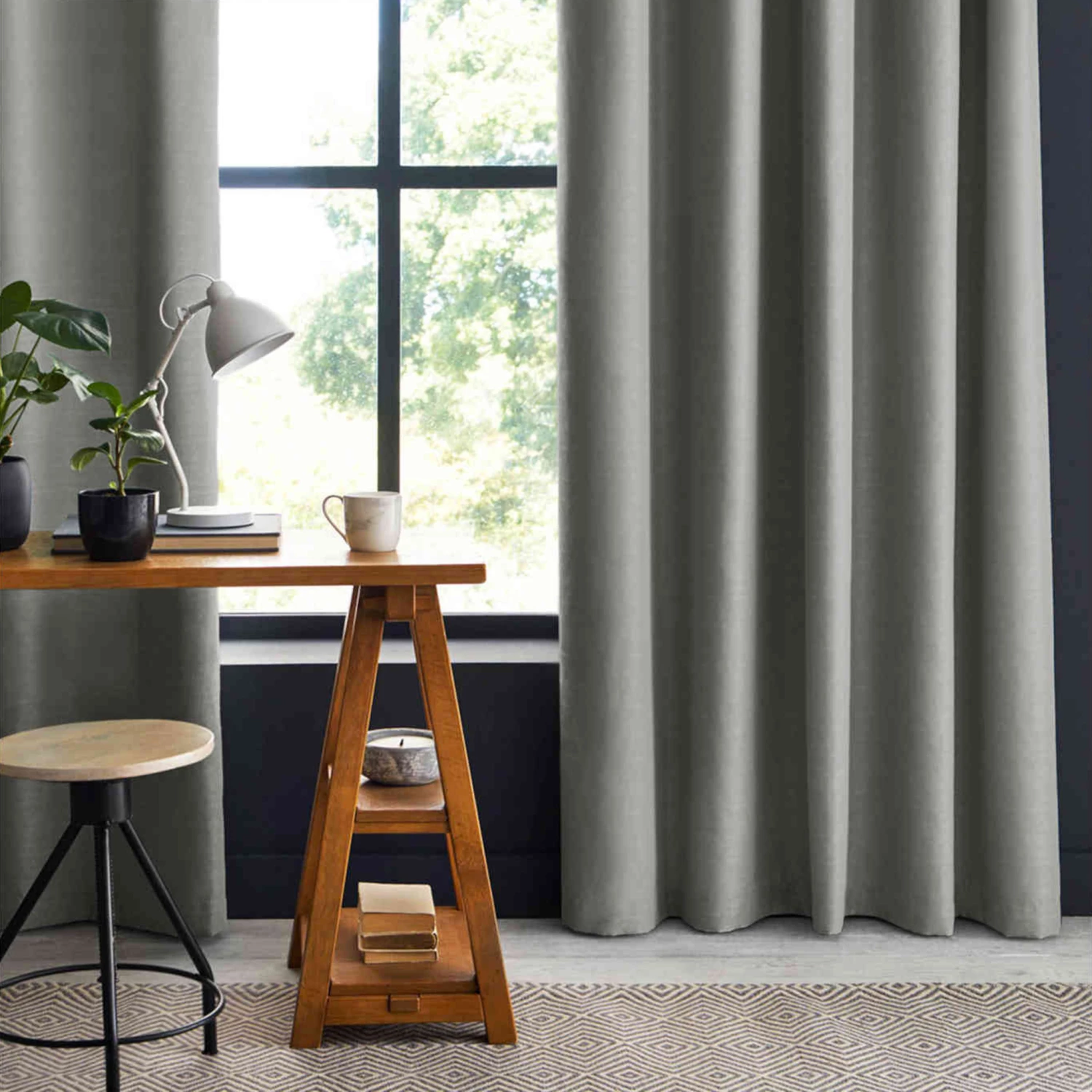 Lot De 2 Rideaux Occultants à œillets Gris 4 Lot De 2 Rideaux Occultants à œillets Gris – Image 2