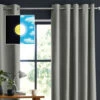 Lot De 2 Rideaux Occultants à œillets Gris 2 Lot De 2 Rideaux Occultants à œillets Gris -Doublures De Lit Soldes 2024 obscure gris ambiance 1