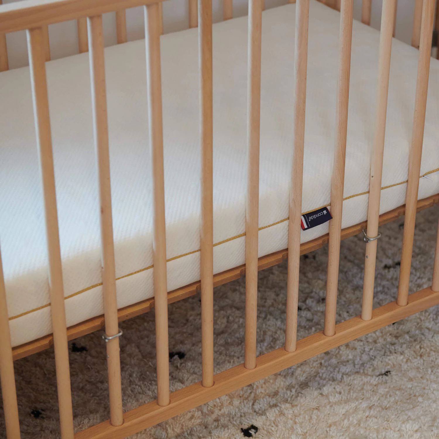 Candide Matelas Bébé En Fibres De Coton Recyclées ORGANIC COTON 8 Candide Matelas Bébé En Fibres De Coton Recyclées ORGANIC COTON – Image 6