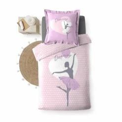 Parure De Lit Enfant Dancing 140x200 8 Parure De Lit Enfant Dancing 140x200 -Doublures De Lit Soldes 2024 parure de lit dancing vue dessus fond blanc
