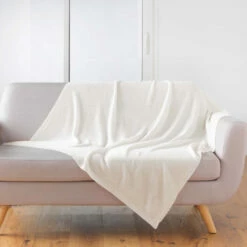 Plaid Tricotine 125x150 Cm 21 Plaid Tricotine 125x150 Cm -Doublures De Lit Soldes 2024 plaid tricotine naturel ambiance