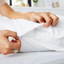 Lot De 2 Protèges Oreillers Imperméables Micro-respirants Souples Silencieux 10 Lot De 2 Protèges Oreillers Imperméables Micro-respirants Souples Silencieux -Doublures De Lit Soldes 2024 prot ge oreiller axel 3