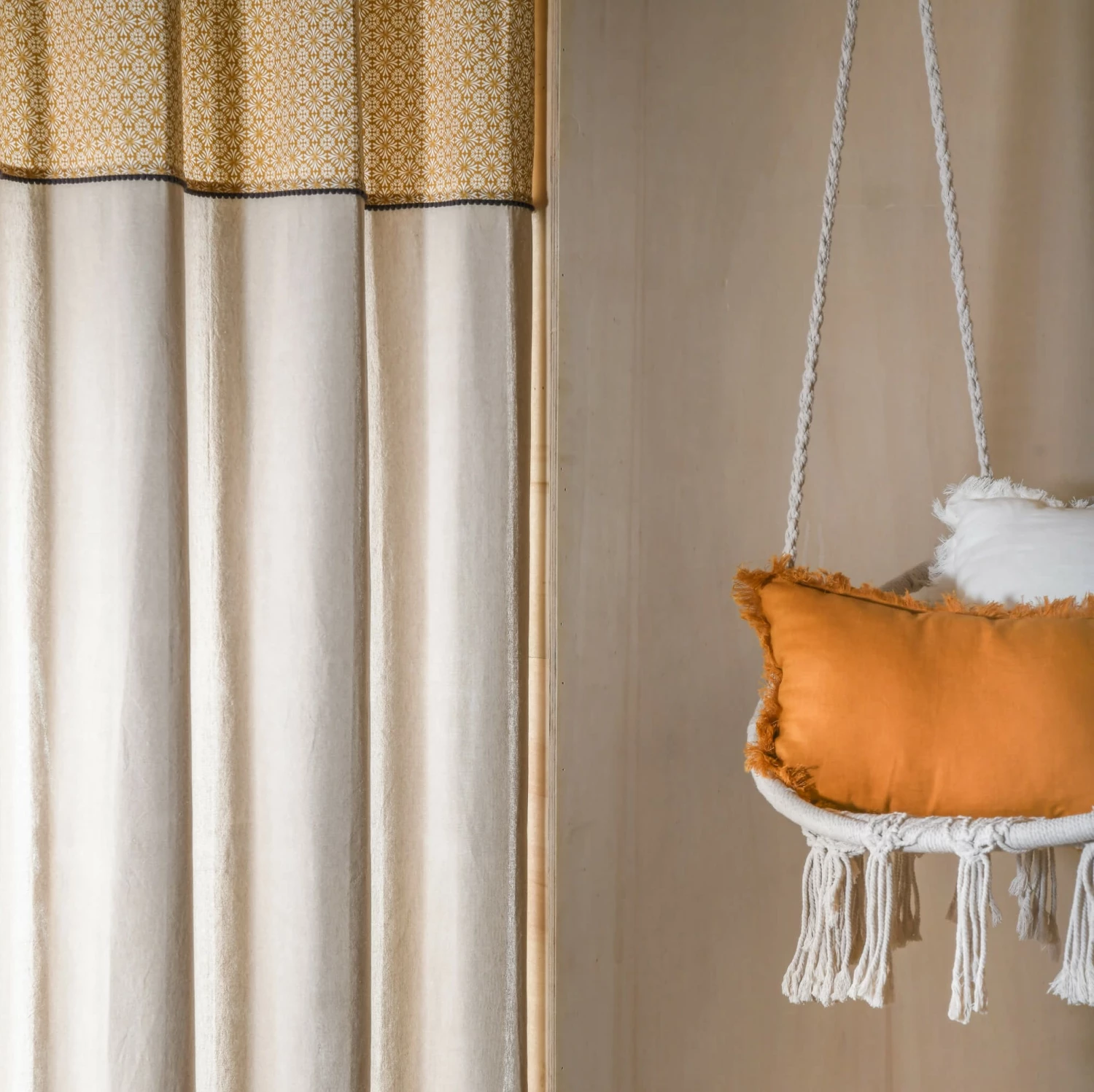 Rideau à œillets En Coton Chambray Curry 135x250 4 Rideau à œillets En Coton Chambray Curry 135x250 – Image 2