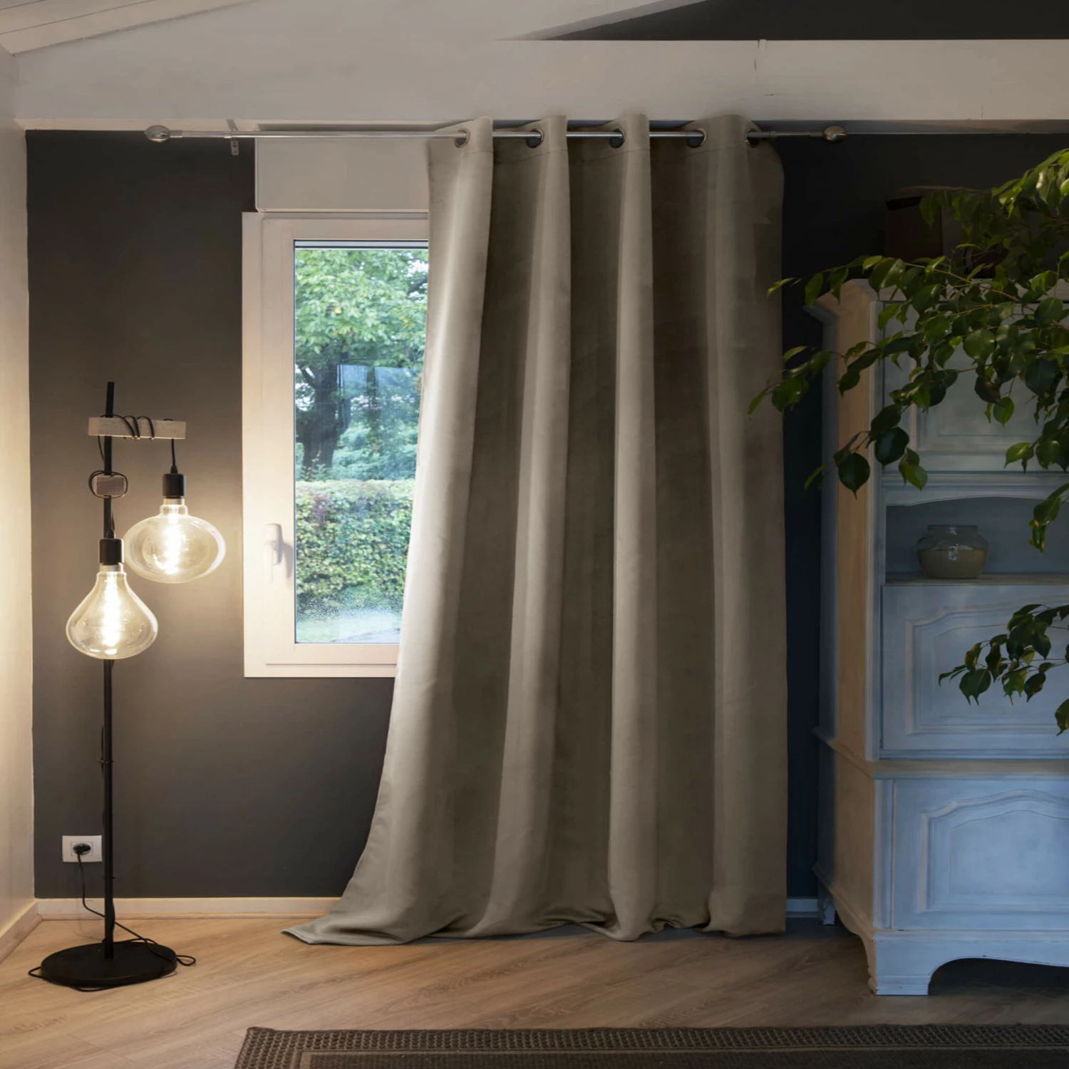 Rideau Occultant Thermique à œillets 140x280 12 Rideau Occultant Thermique à œillets 140x280 – Image 10