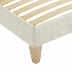 Ensemble Matelas Naturel Ressorts Et Latex Naturel, Sommier, Pieds, Couette Et Oreiller Aube 600 - SOMEO 23 Ensemble Matelas Naturel Ressorts Et Latex Naturel, Sommier, Pieds, Couette Et Oreiller Aube 600 - SOMEO -Doublures De Lit Soldes 2024 sommier aube zoom 3 4 fond blanc 41