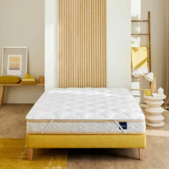 Surmatelas Ouate Aurore - SOMEO 8 Surmatelas Ouate Aurore - SOMEO -Doublures De Lit Soldes 2024 surmatelas s25 aurore300 ambiance