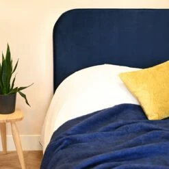 Tête De Lit MARSELLA En Velours - Terre De Nuit -Doublures De Lit Soldes 2024 tete de lit marsella ambiance