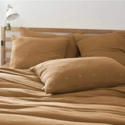 Taie D'oreiller Brodée Double Gaze De Coton Marron 8 Taie D'oreiller Brodée Double Gaze De Coton Marron -Doublures De Lit Soldes 2024 to boho marron ambiance