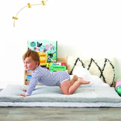 Candide Matelas De Voyage Bébé étoiles 60x120 Cm 7 Candide Matelas De Voyage Bébé étoiles 60x120 Cm -Doublures De Lit Soldes 2024 voyage toile ambiance